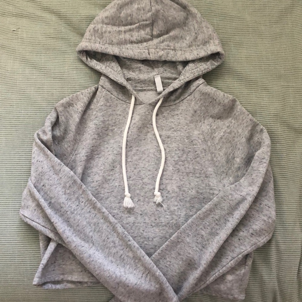 Women’s cropped sweatshirt / good condition